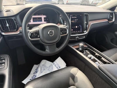 2024 Volvo S60 Plus Dark Theme