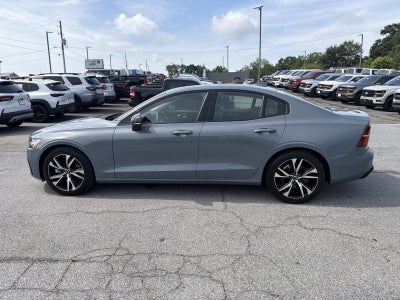 2024 Volvo S60 Plus Dark Theme
