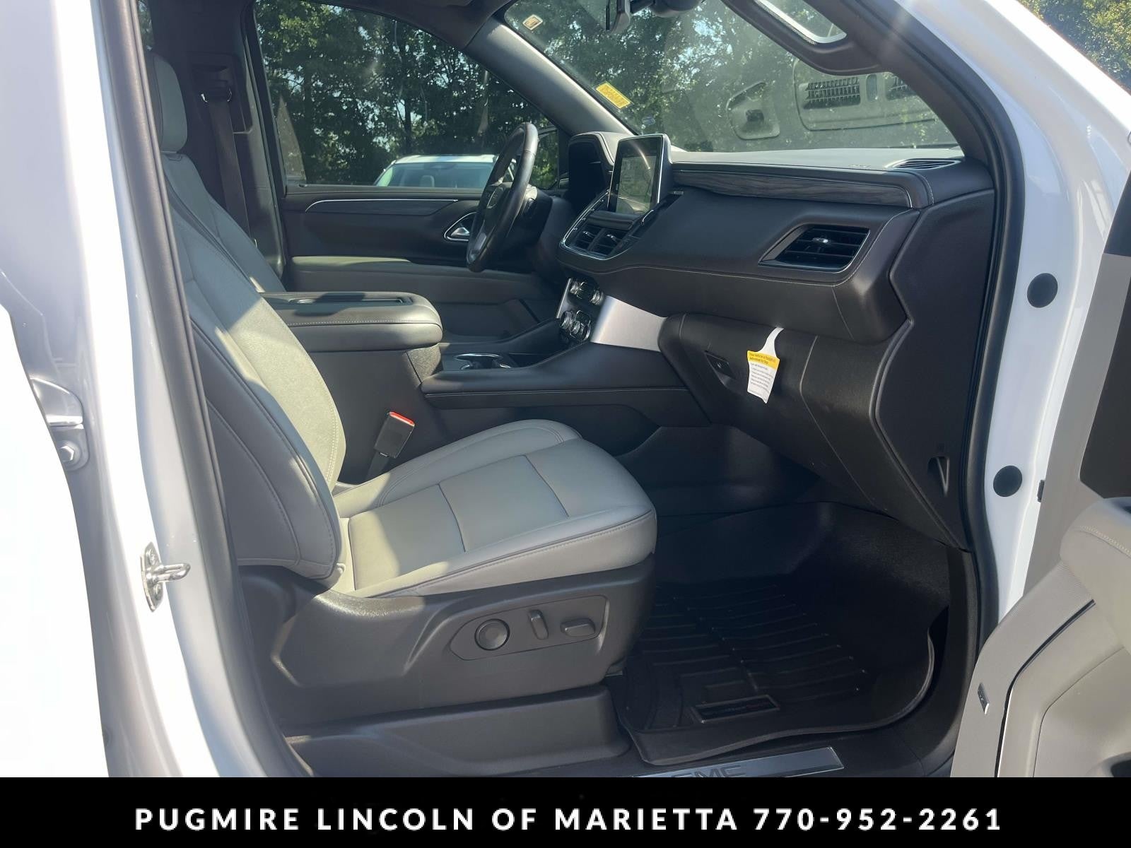 2022 GMC Yukon SLT