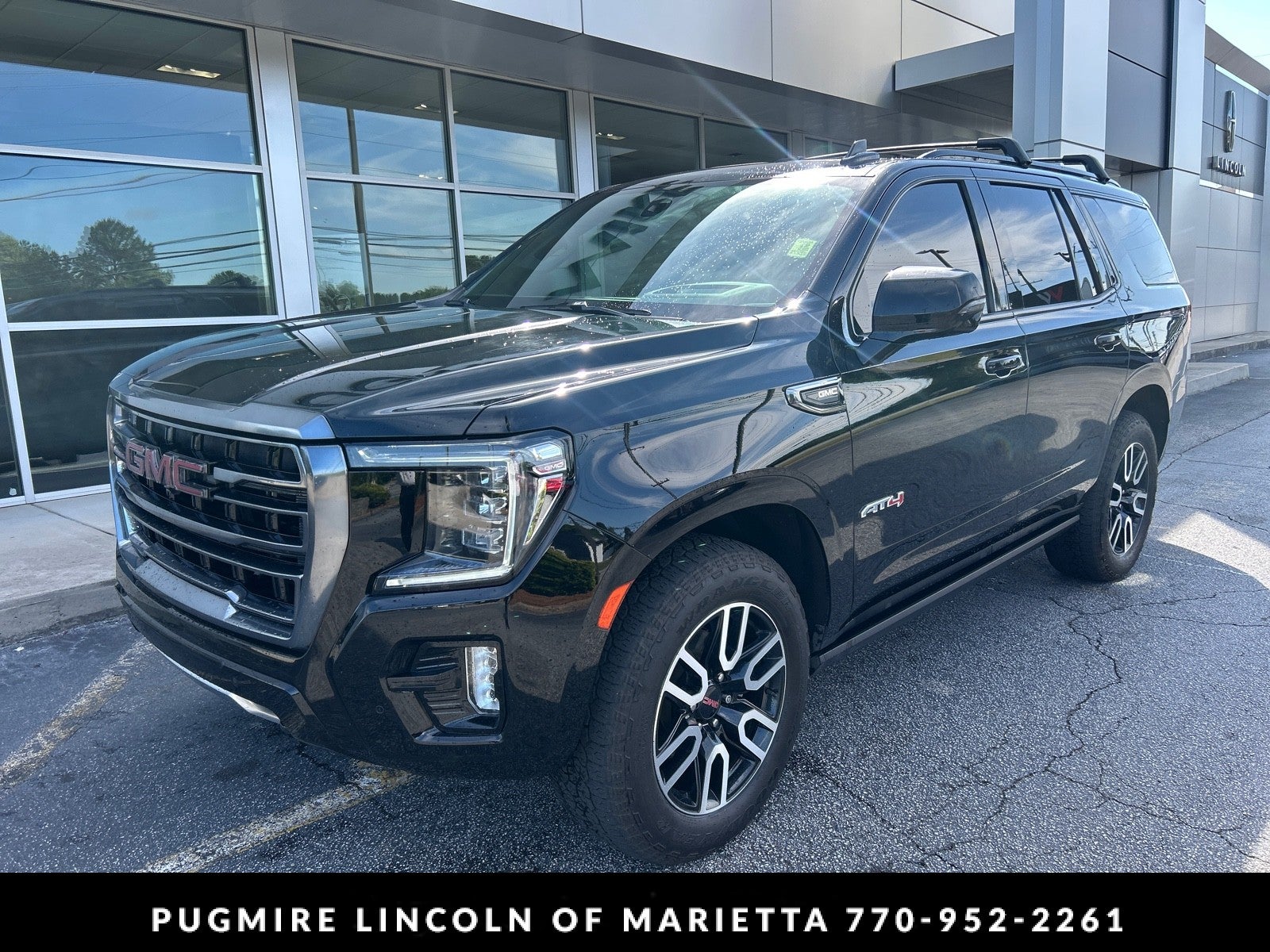 2022 GMC Yukon AT4