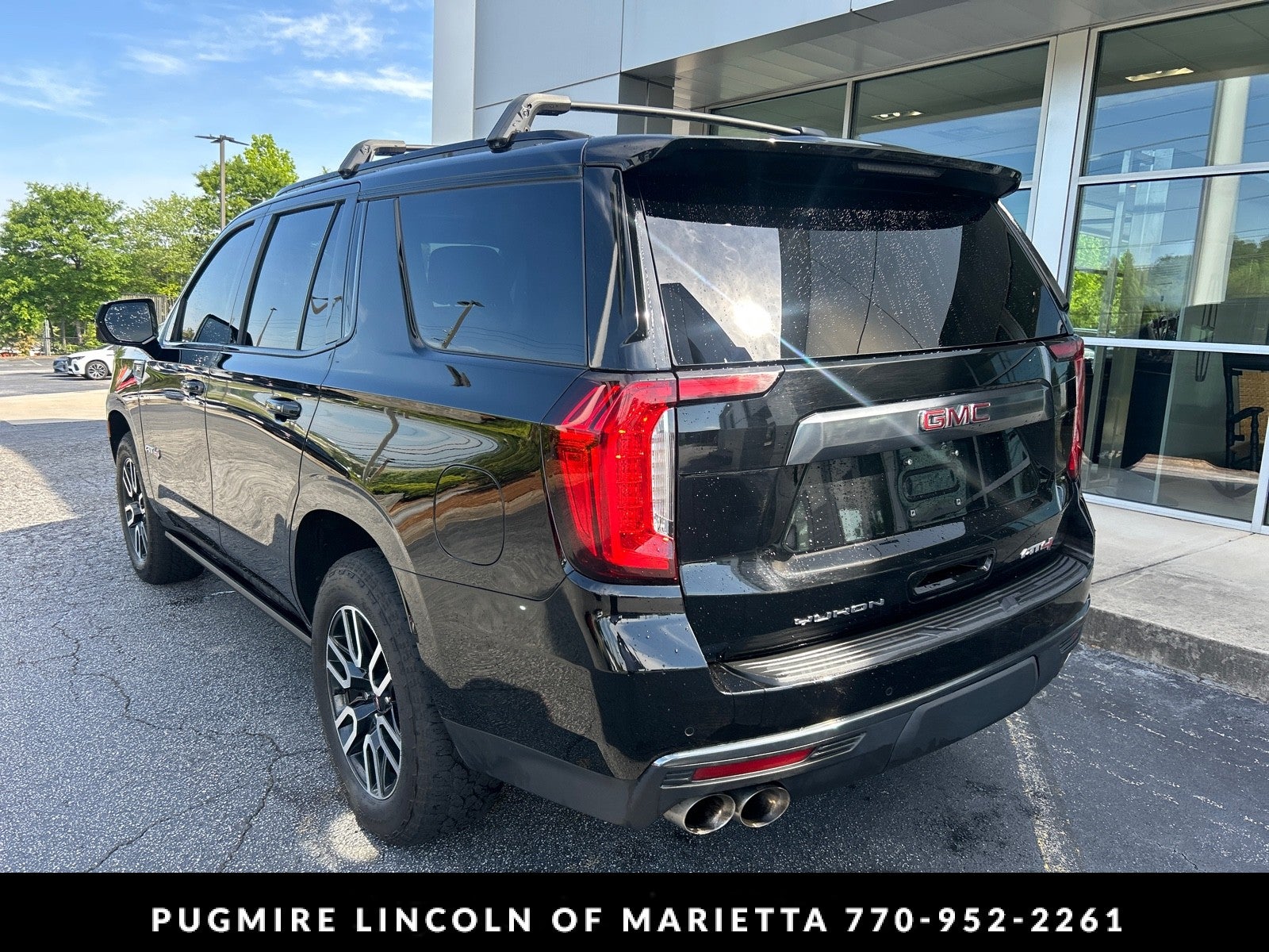 2022 GMC Yukon AT4