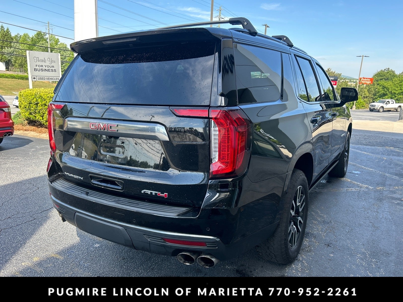 2022 GMC Yukon AT4