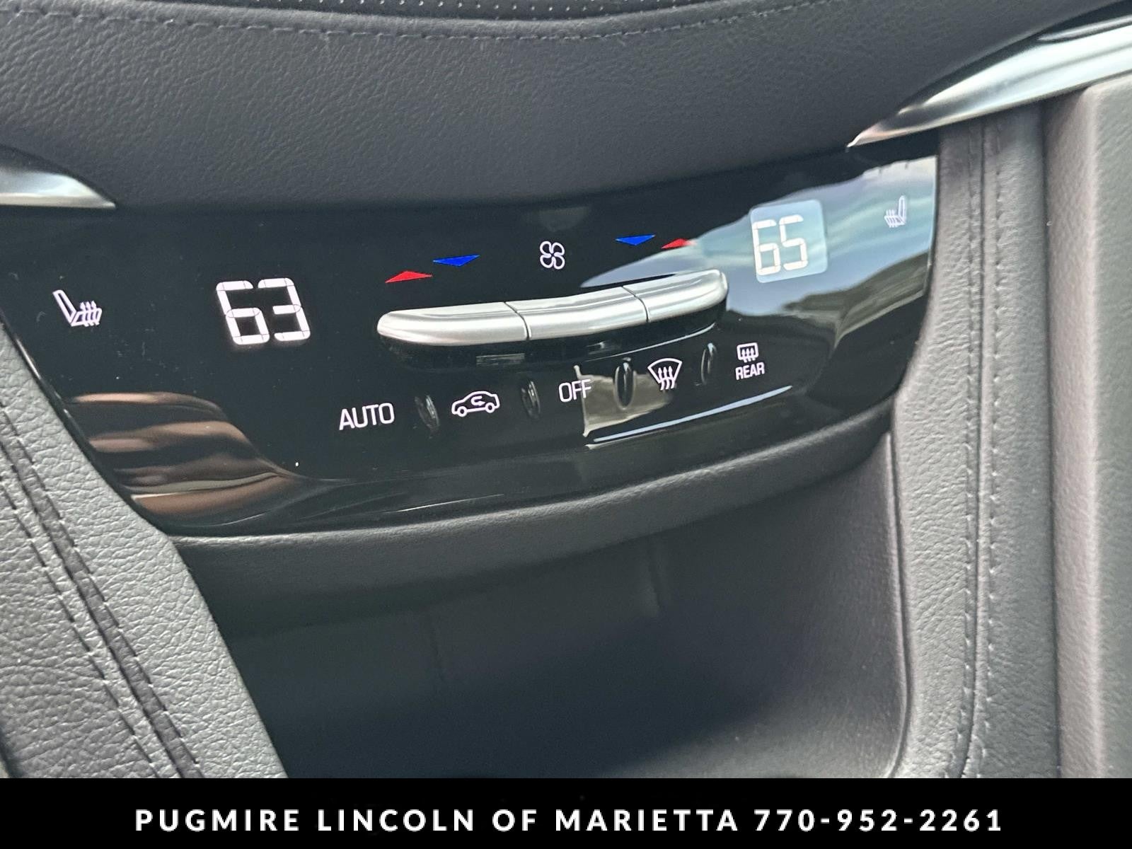 2025 Cadillac XT6 FWD Luxury