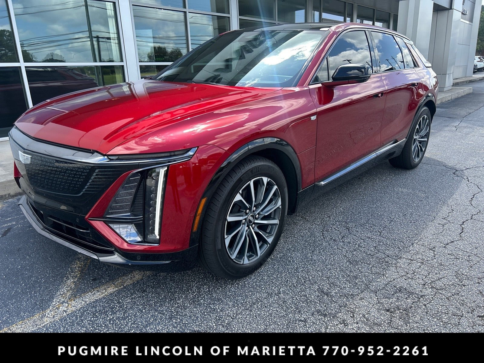 2024 Cadillac LYRIQ Sport