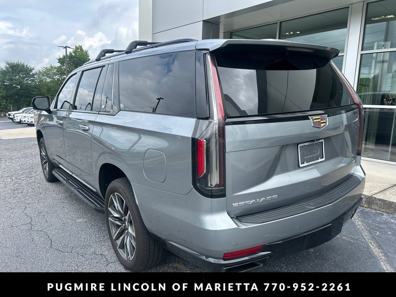 2023 Cadillac Escalade ESV 4WD Sport