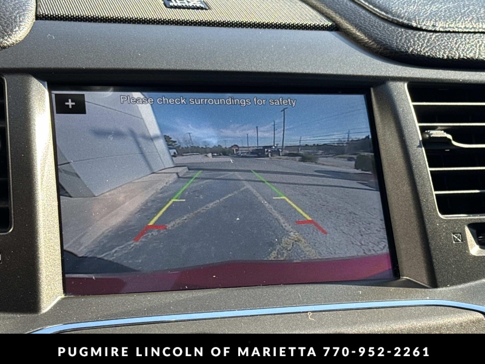 2016 Lincoln MKS Base