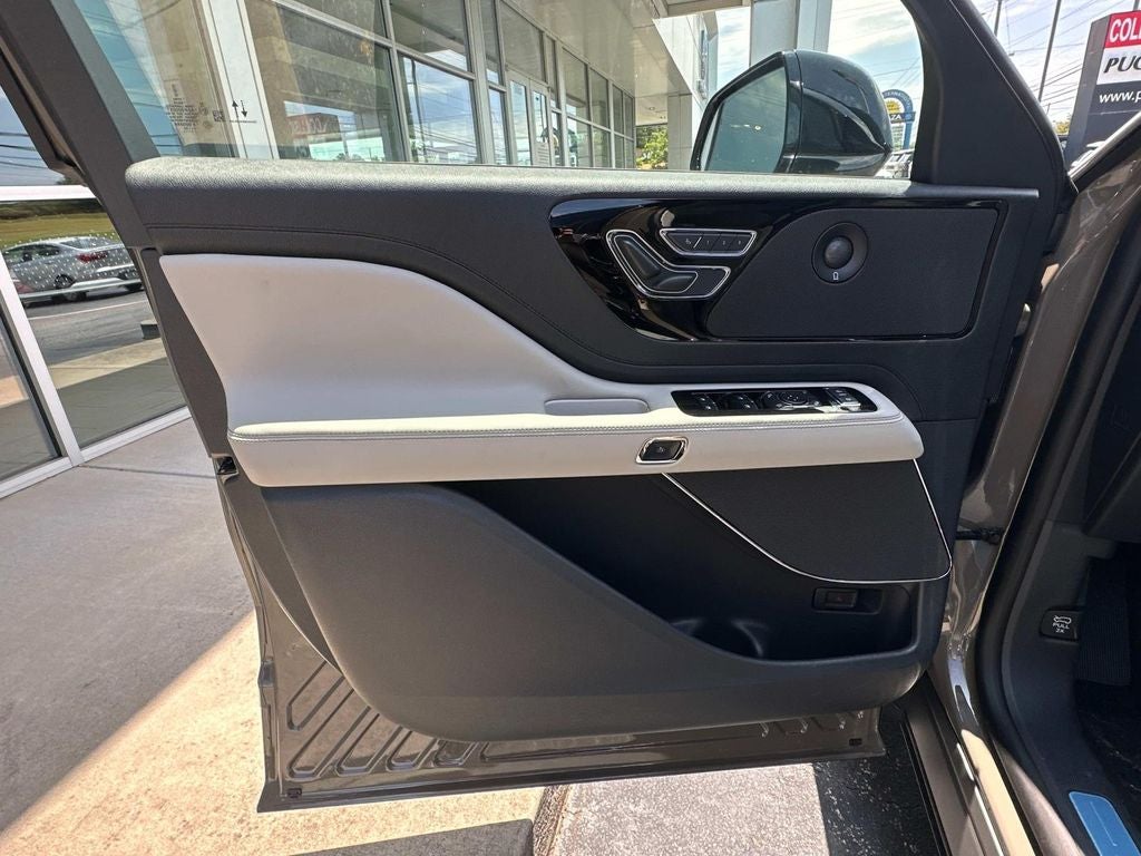 2025 Lincoln Aviator Premiere