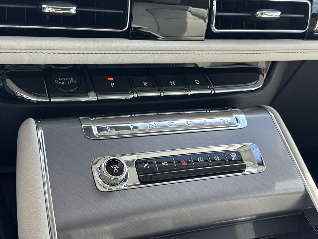 2025 Lincoln Aviator Premiere