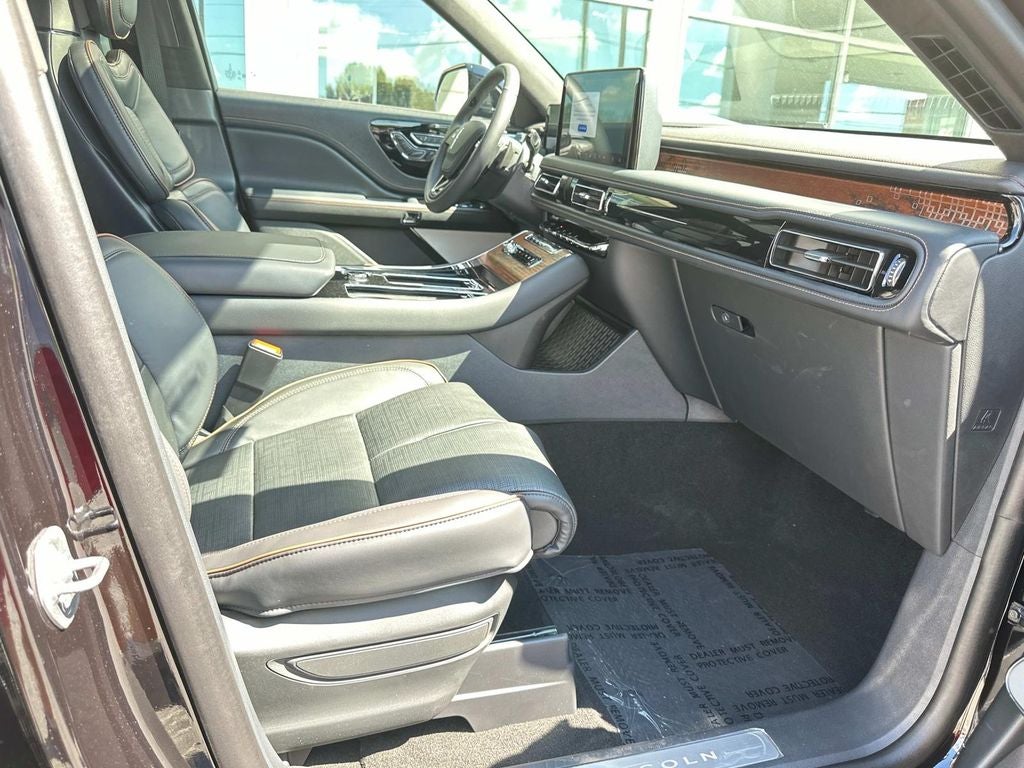 2025 Lincoln Aviator Black Label