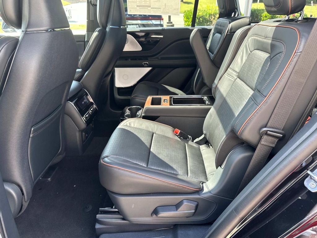 2025 Lincoln Aviator Black Label