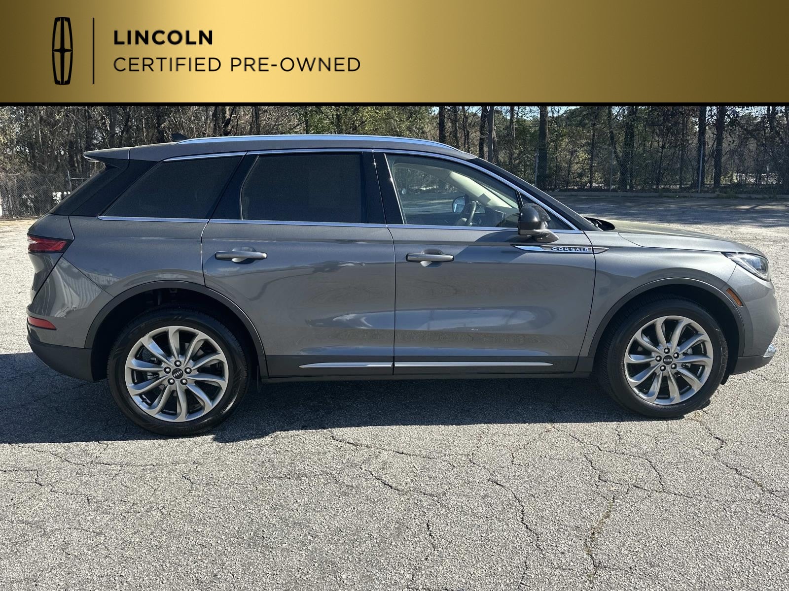 2022 Lincoln Corsair Standard