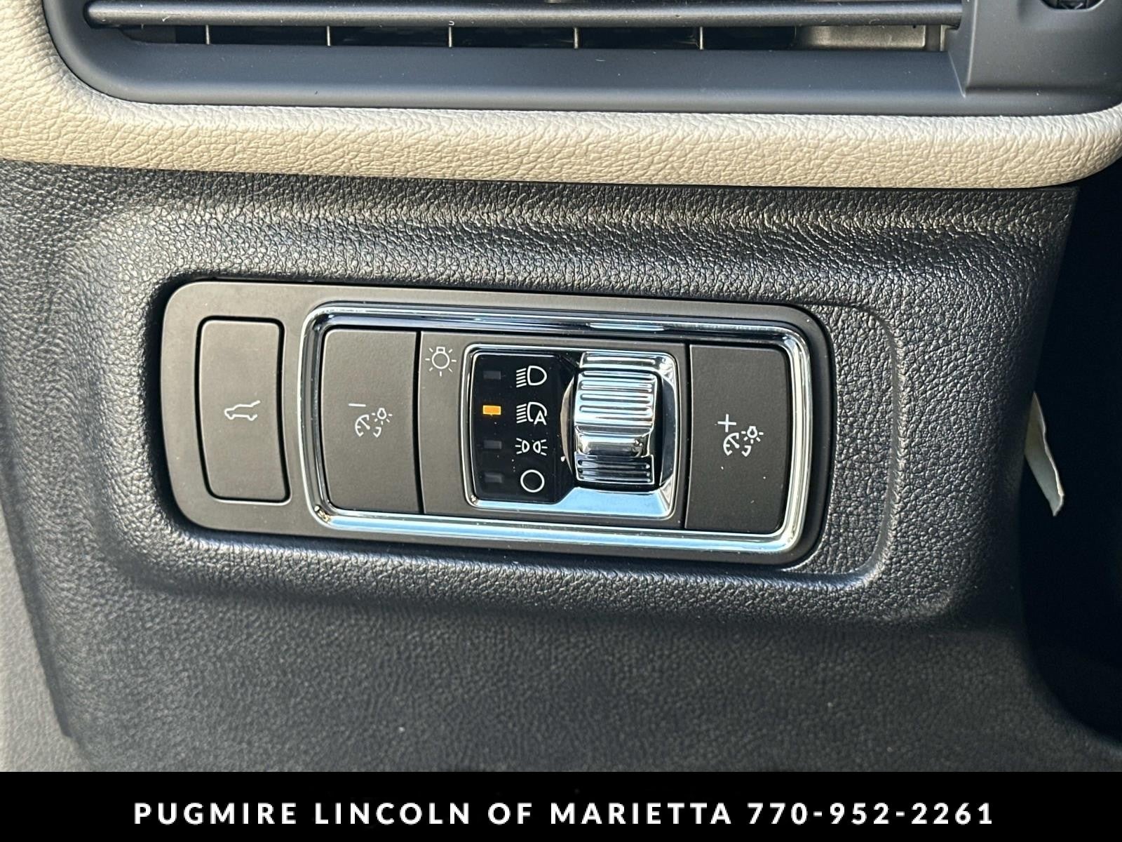 2026 Lincoln Corsair Premiere