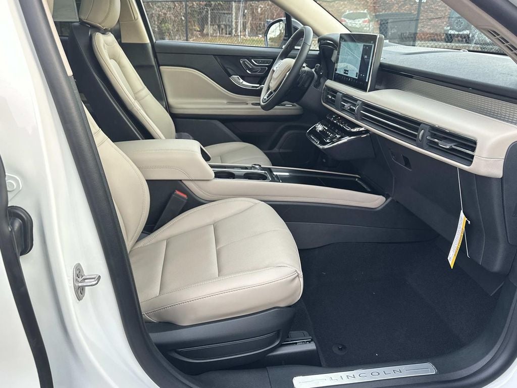 2026 Lincoln Corsair Premiere