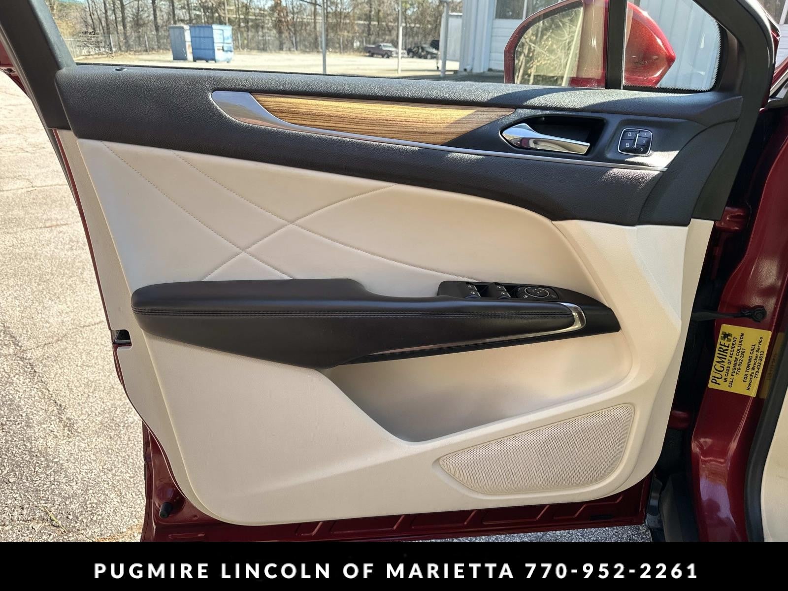 2016 Lincoln MKC Select