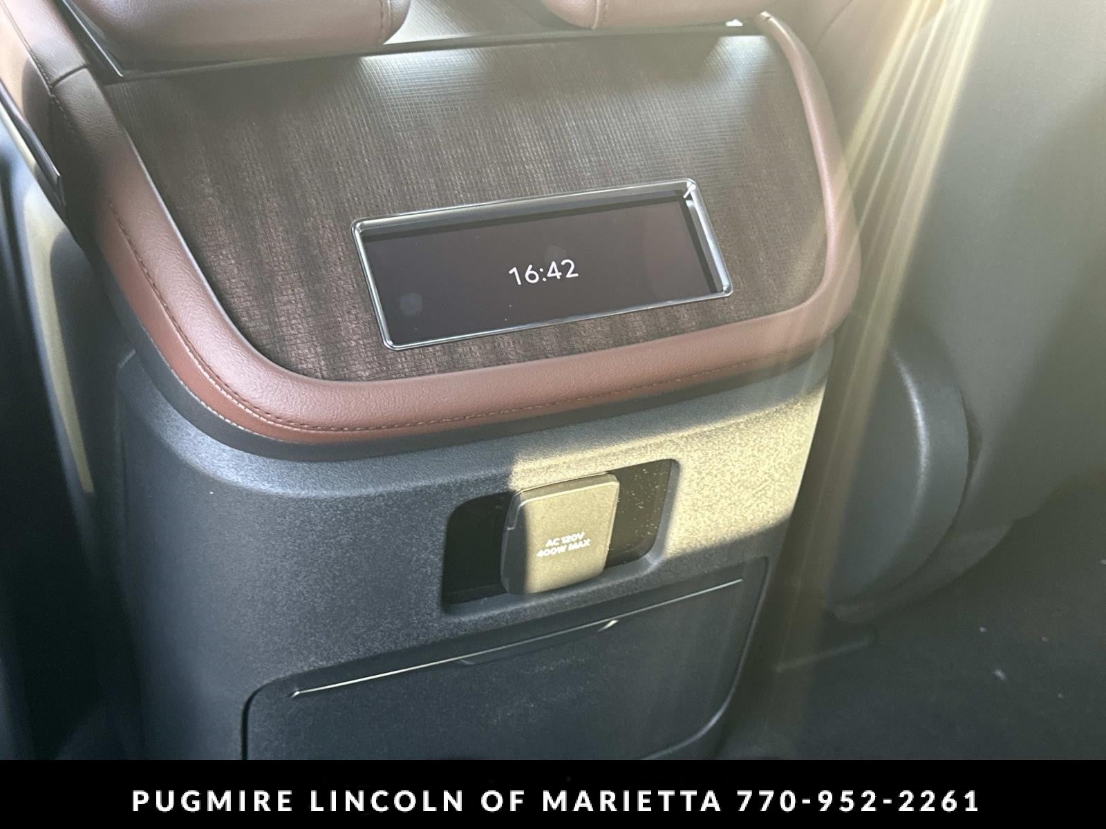 2026 Lincoln Navigator Reserve