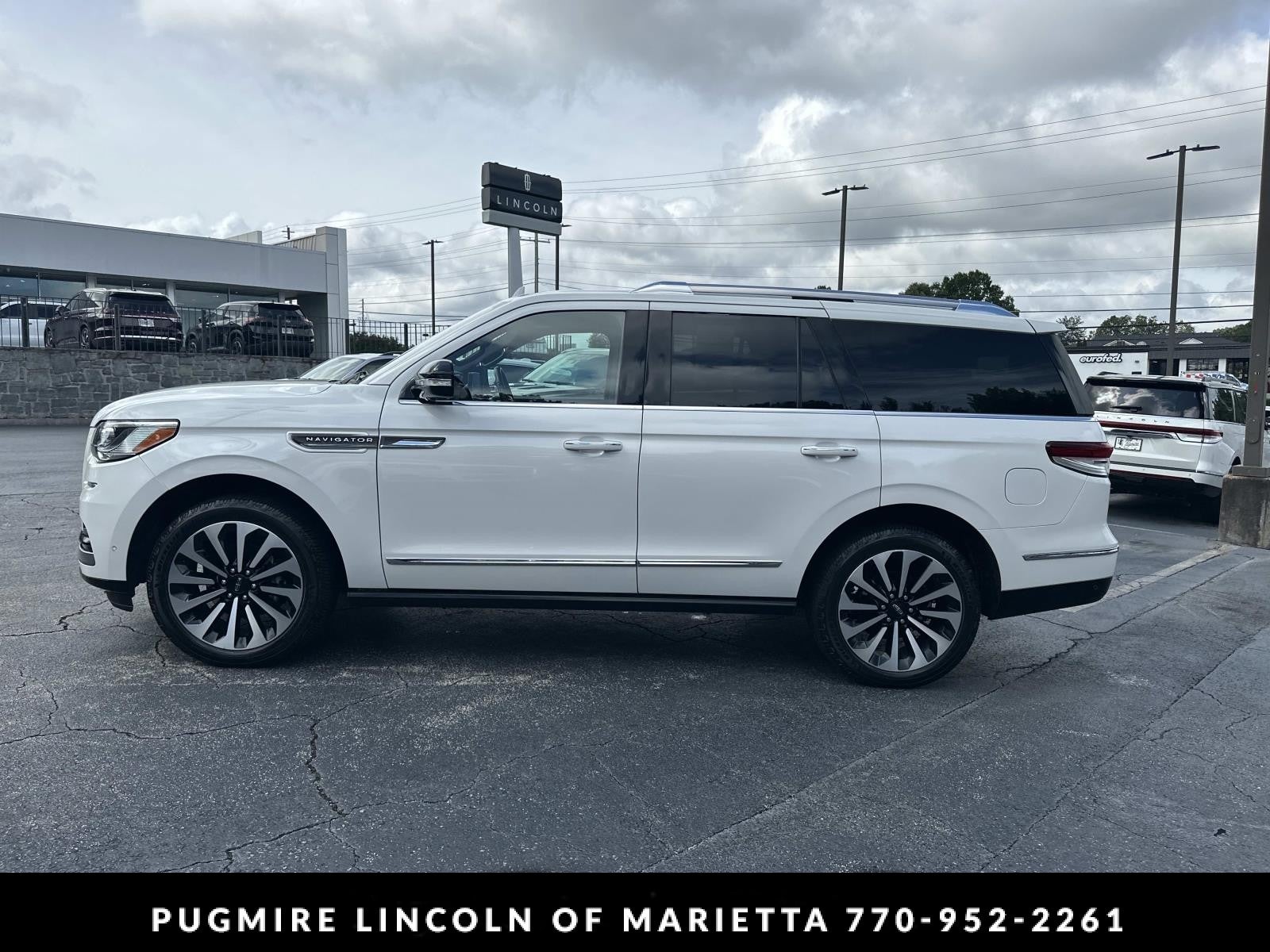 2023 Lincoln Navigator Reserve