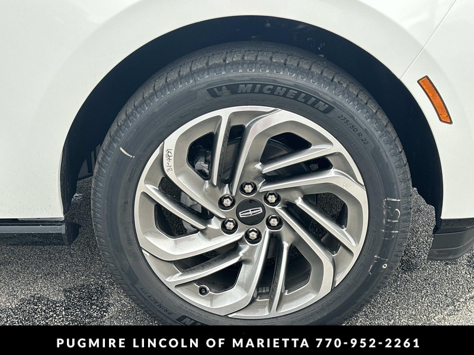 2027 Lincoln Navigator Reserve