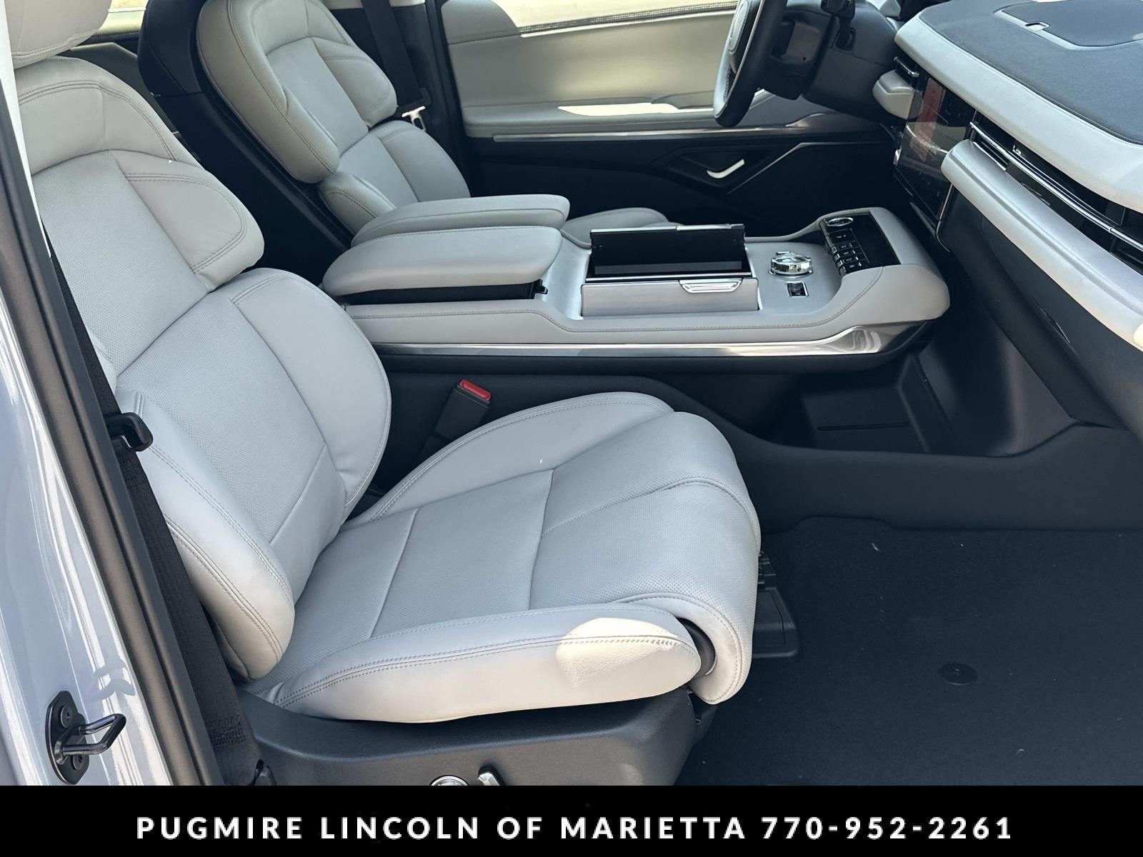 2026 Lincoln Navigator Reserve