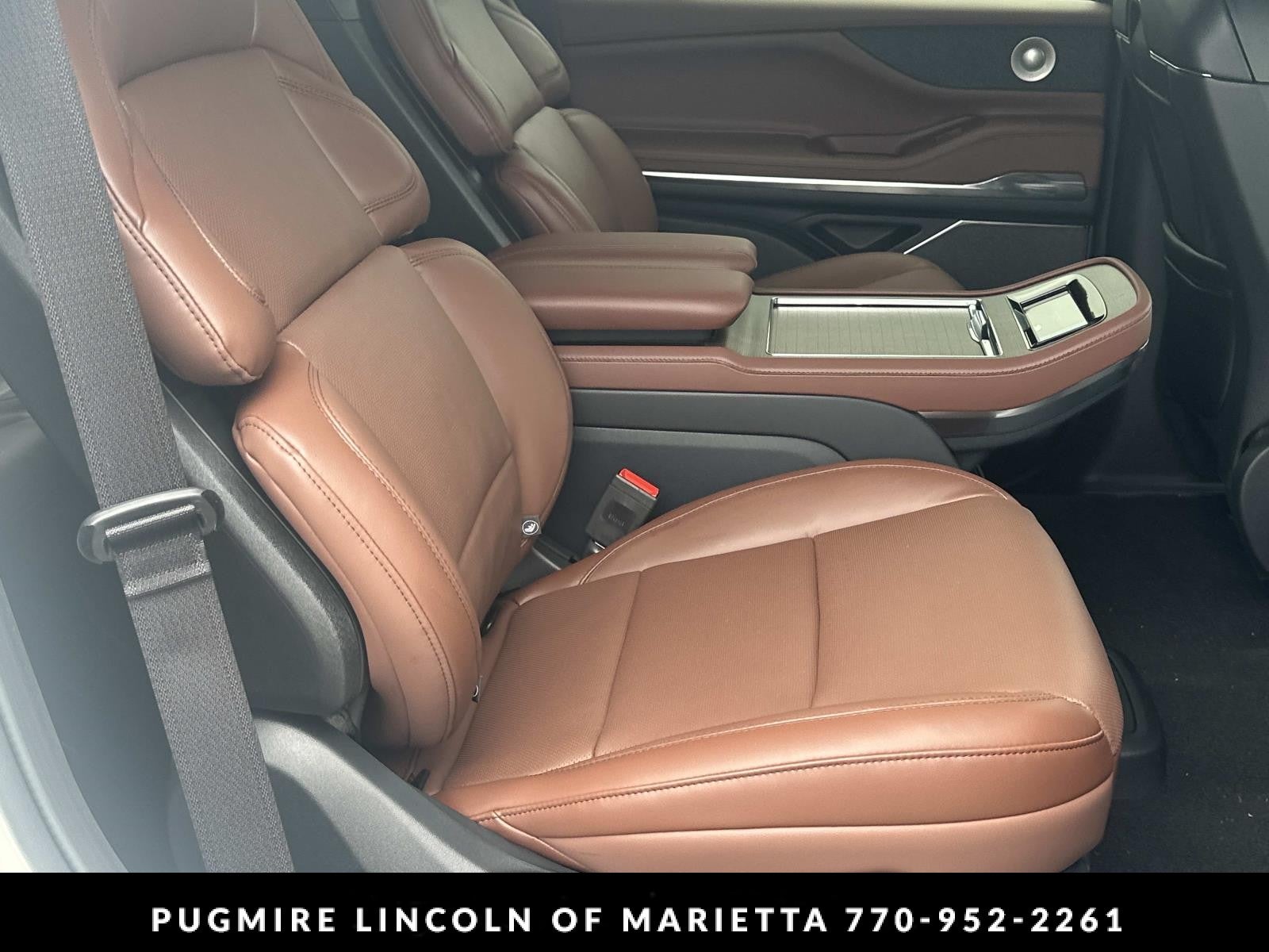 2027 Lincoln Navigator Reserve