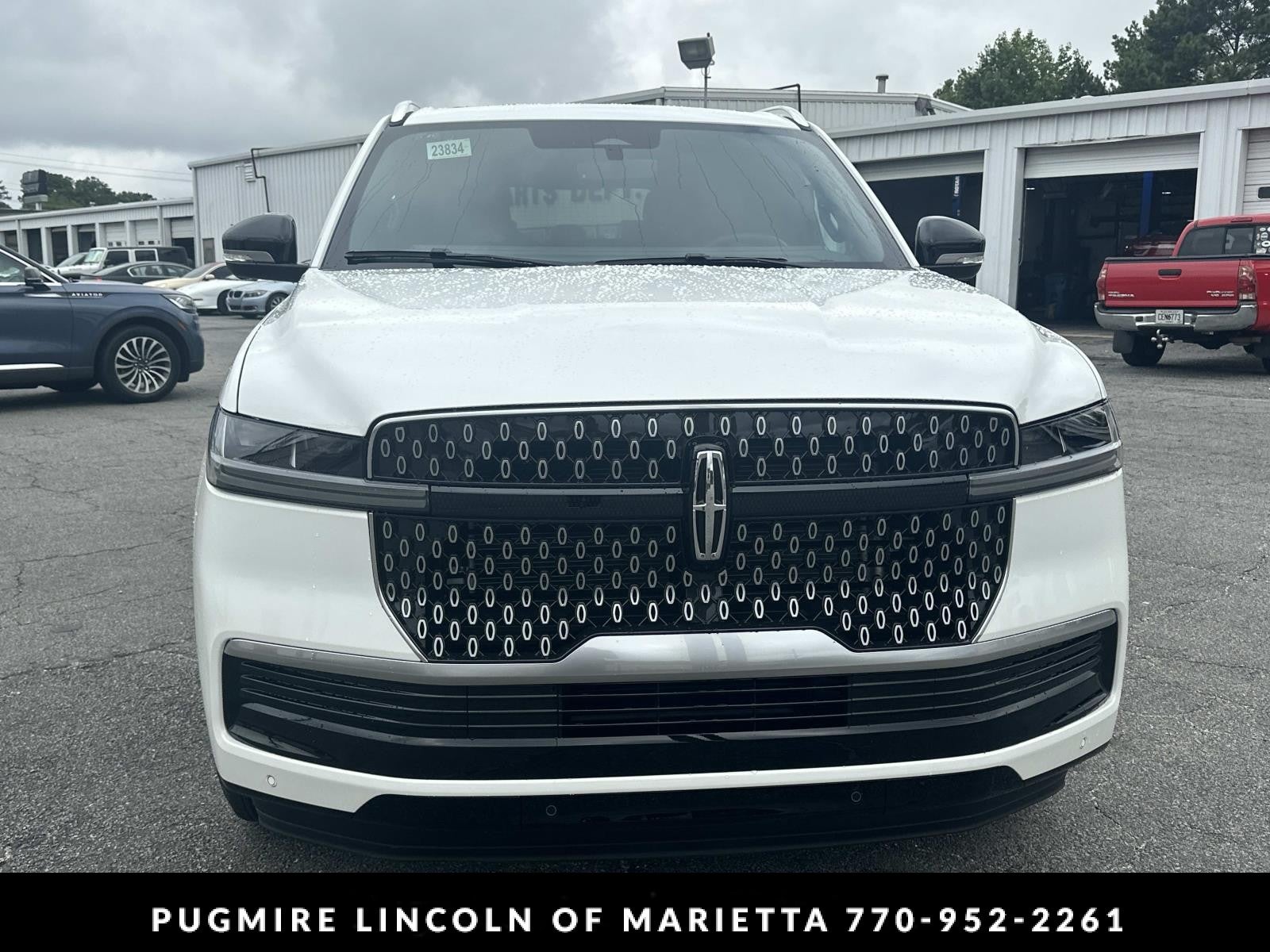 2027 Lincoln Navigator Reserve