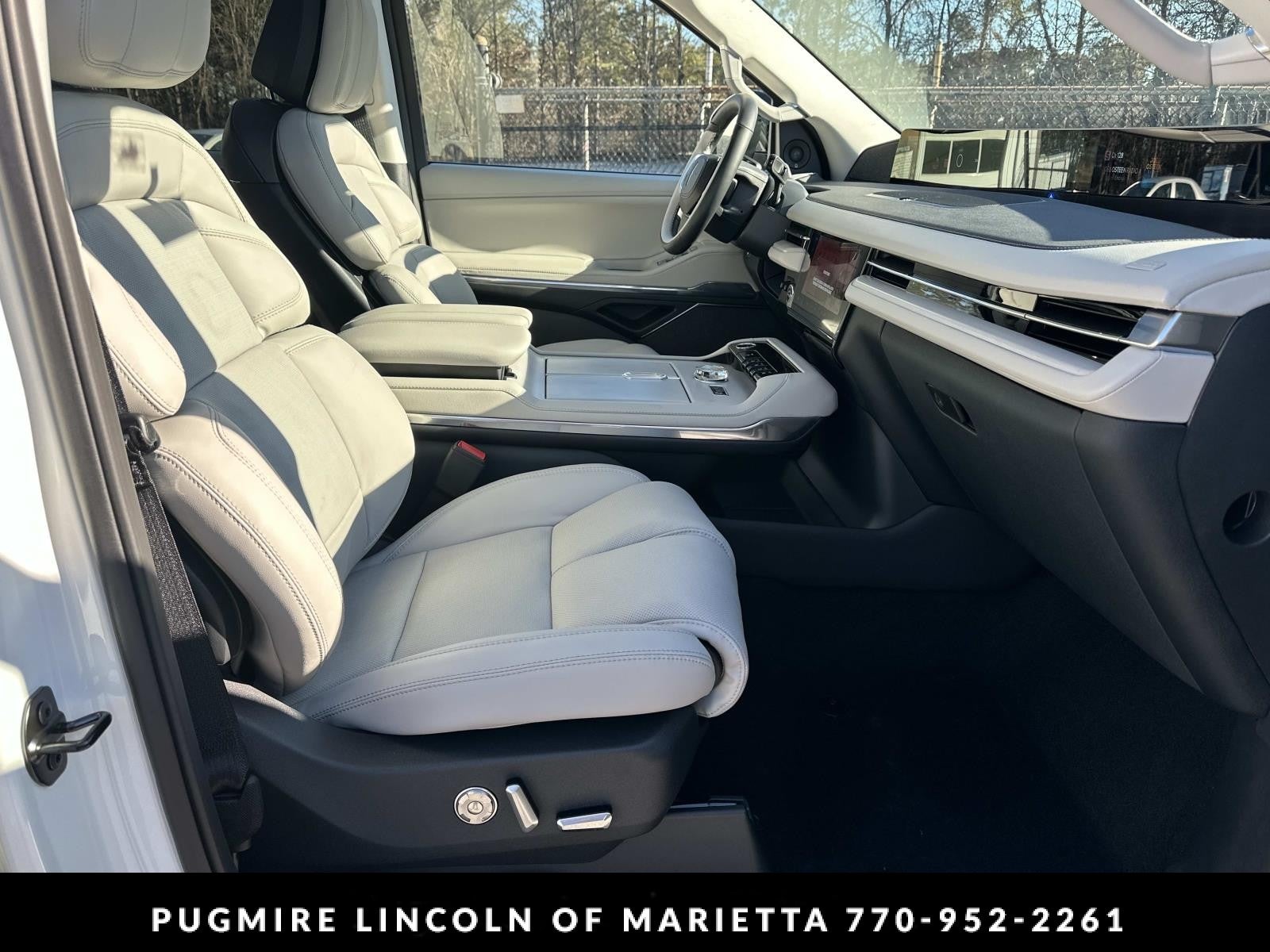 2026 Lincoln Navigator Reserve