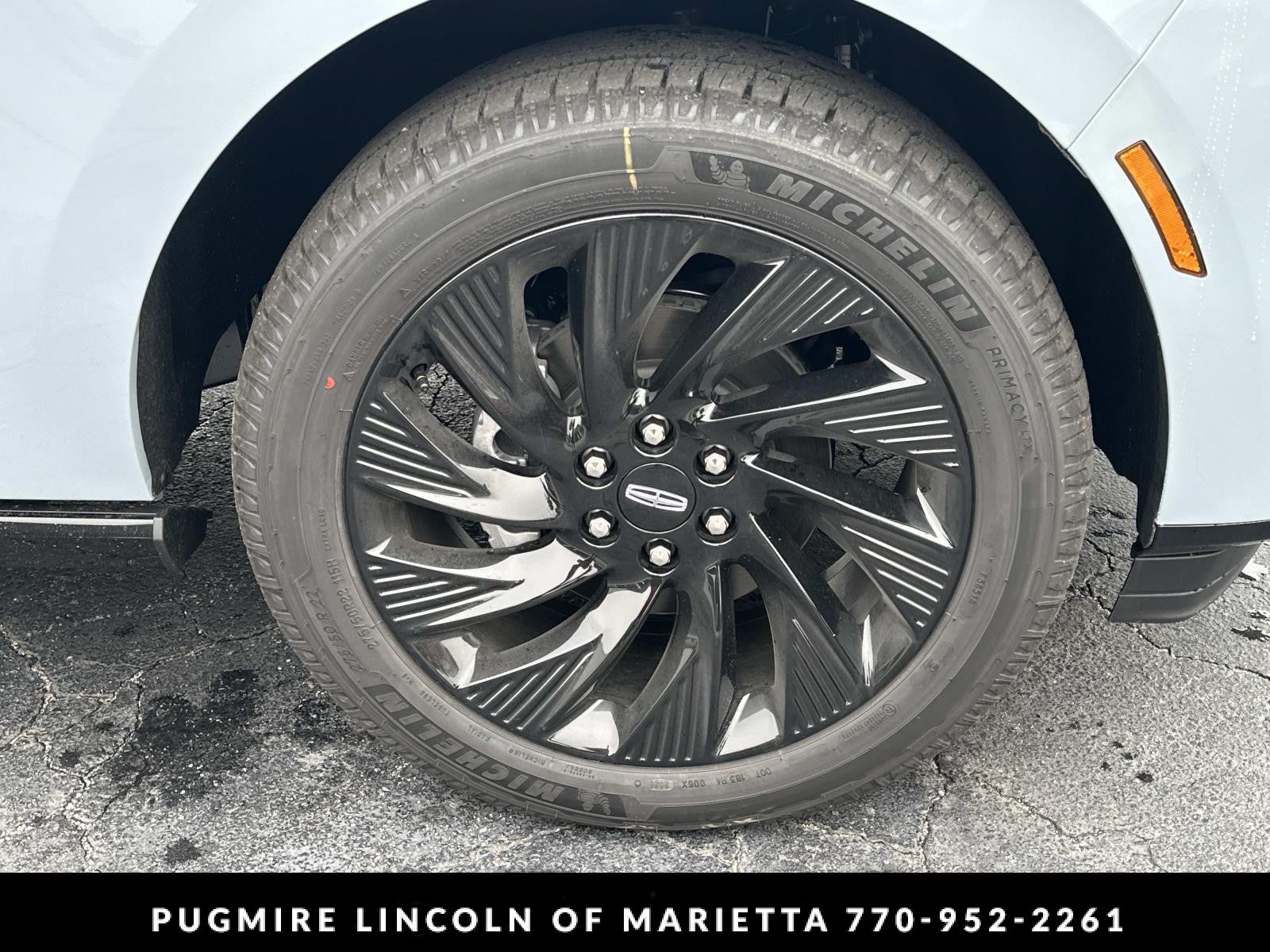 2027 Lincoln Navigator Reserve