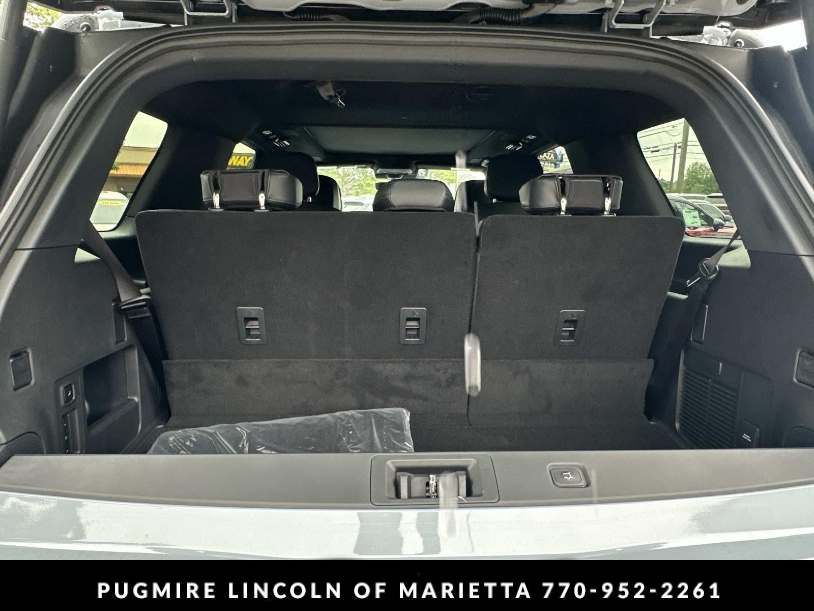 2027 Lincoln Navigator Reserve