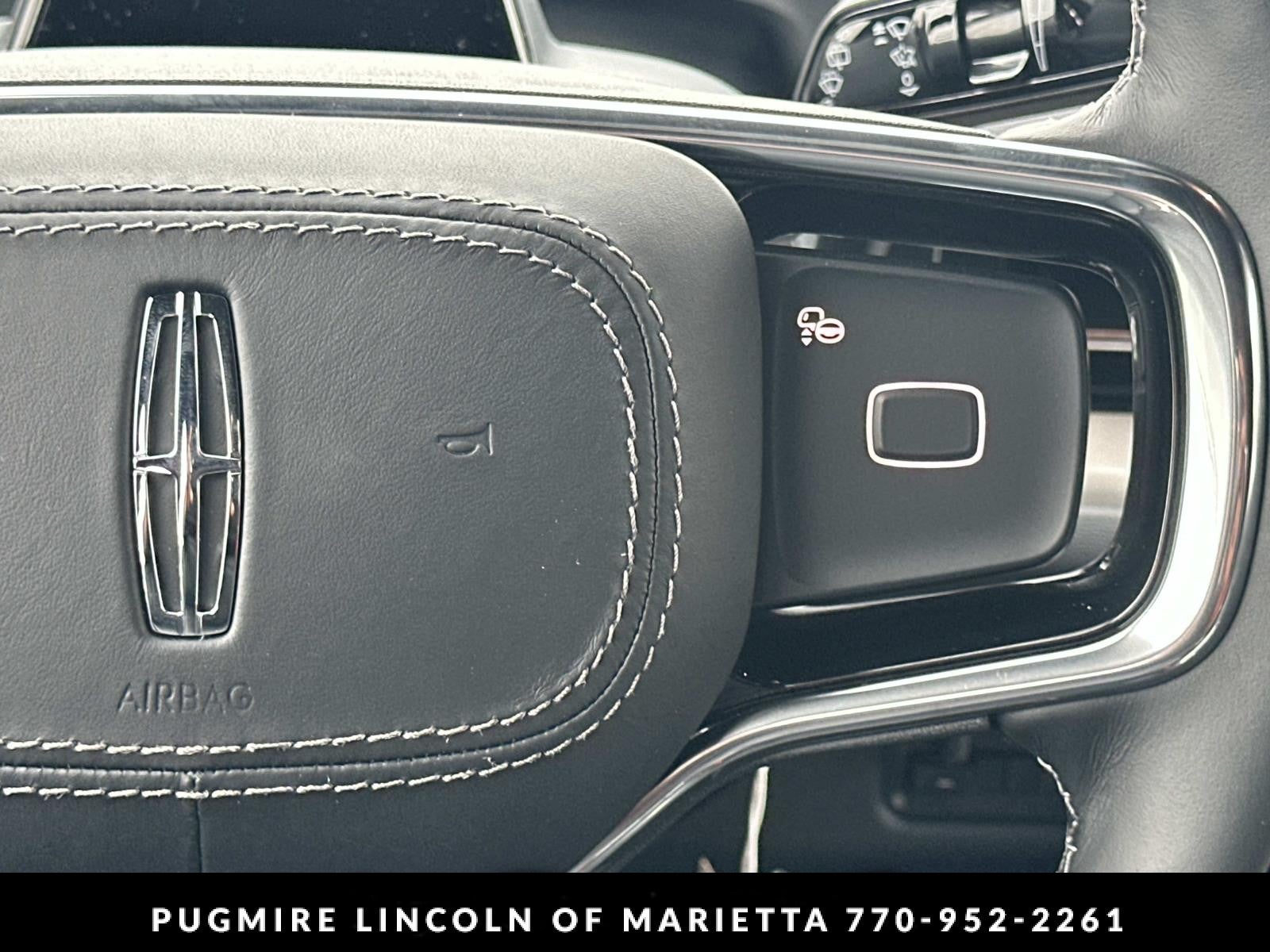 2027 Lincoln Navigator Reserve