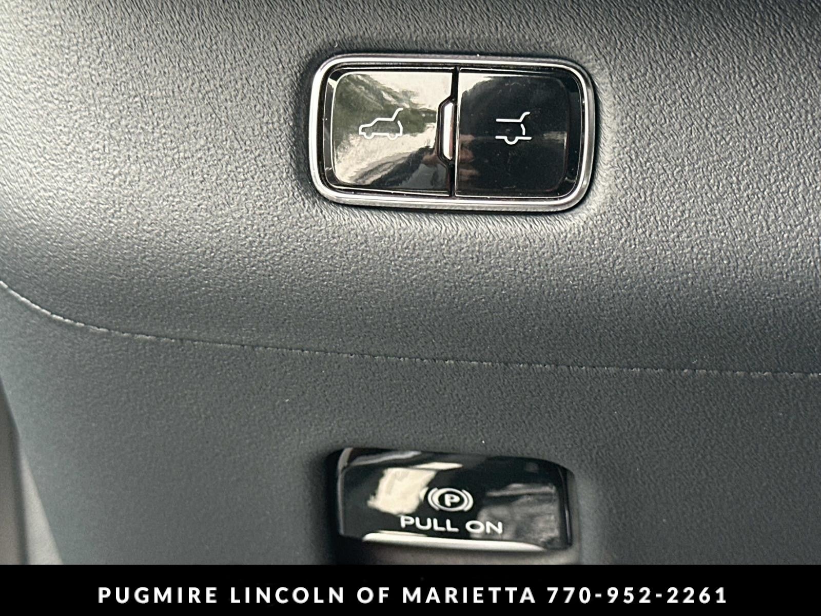 2027 Lincoln Navigator Reserve
