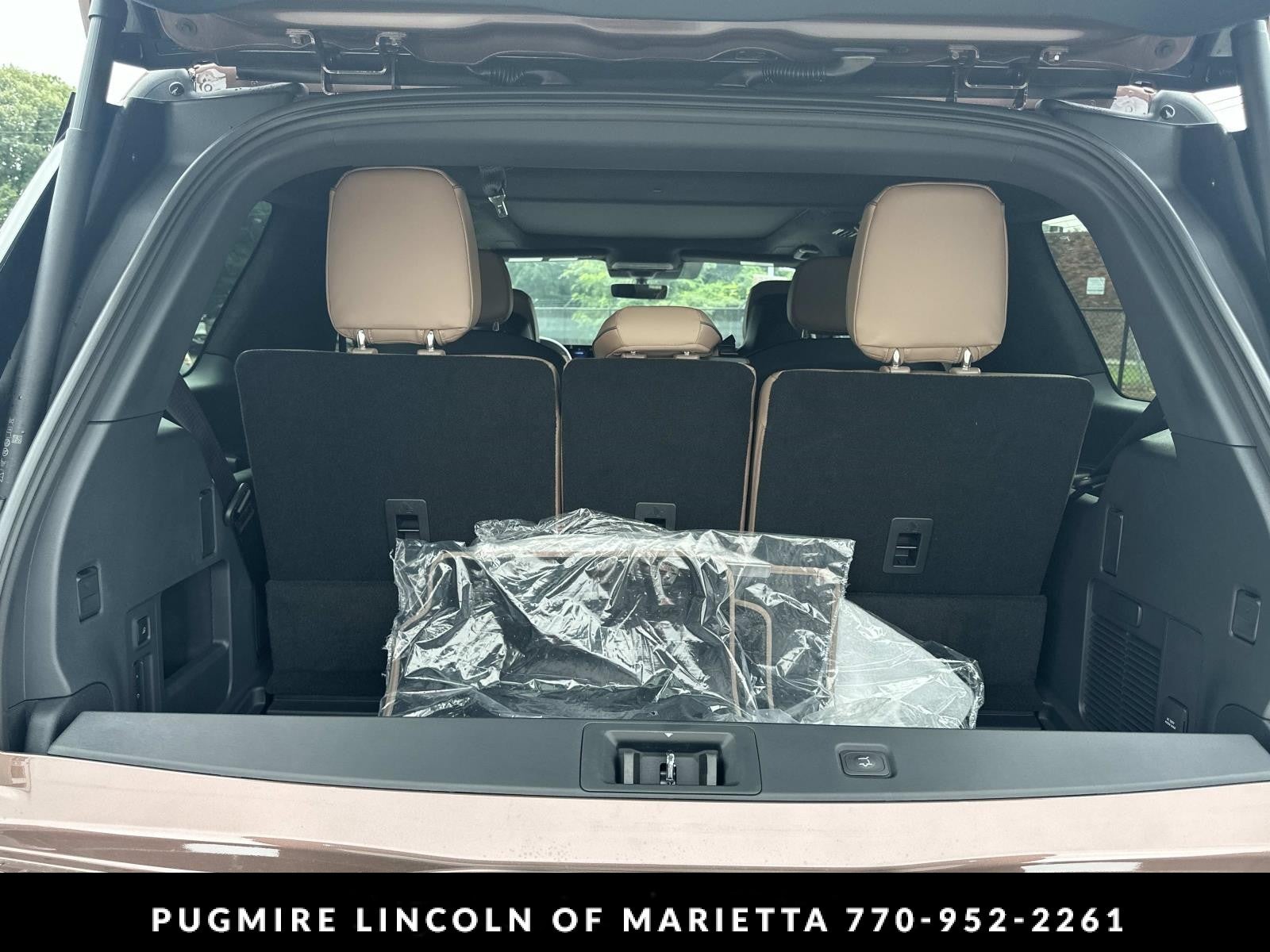 2027 Lincoln Navigator Black Label