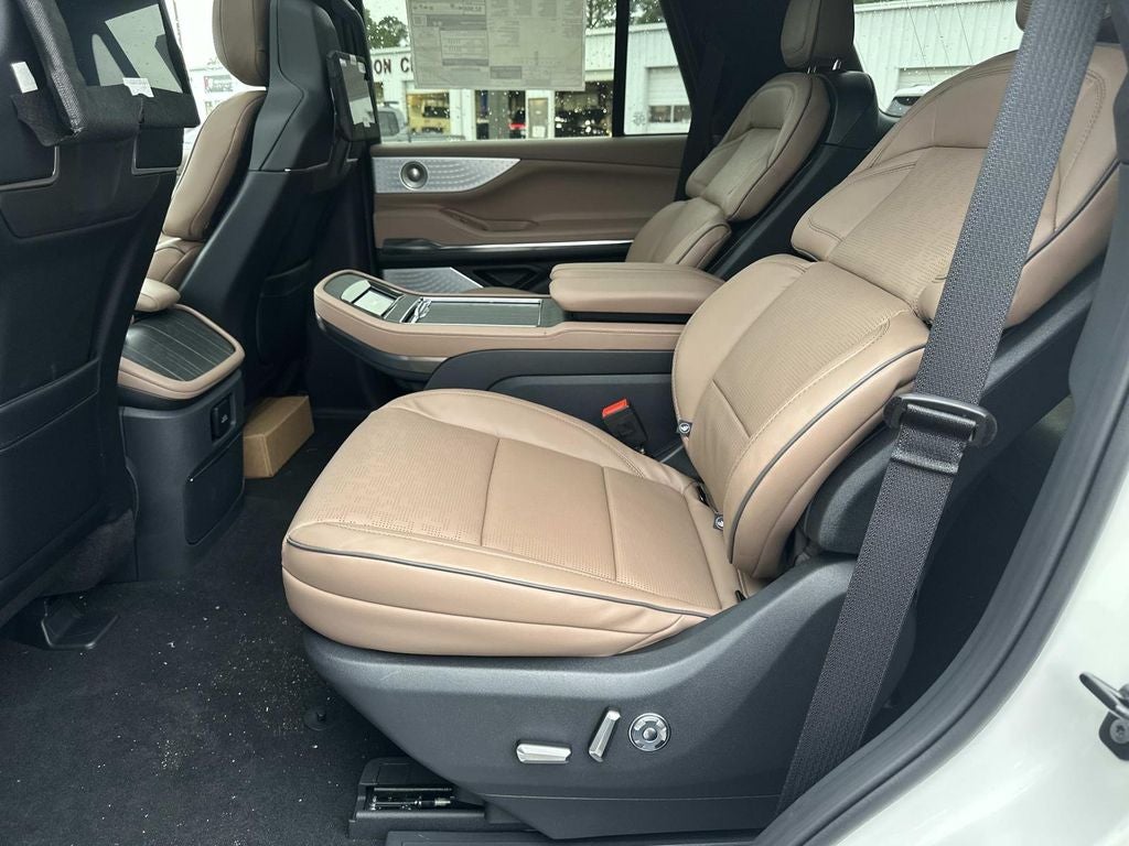 2026 Lincoln Navigator Black Label