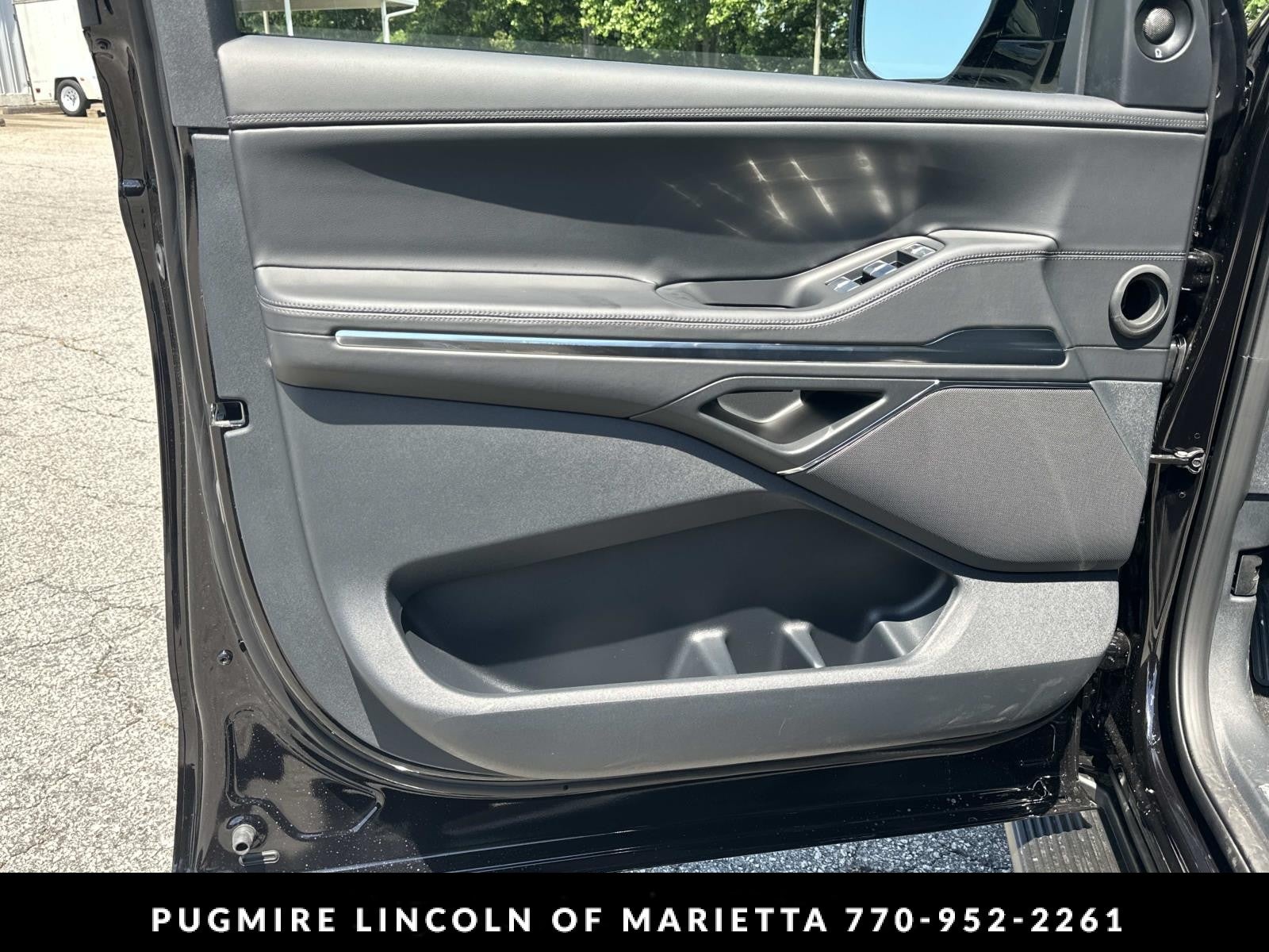 2026 Lincoln Navigator Premiere