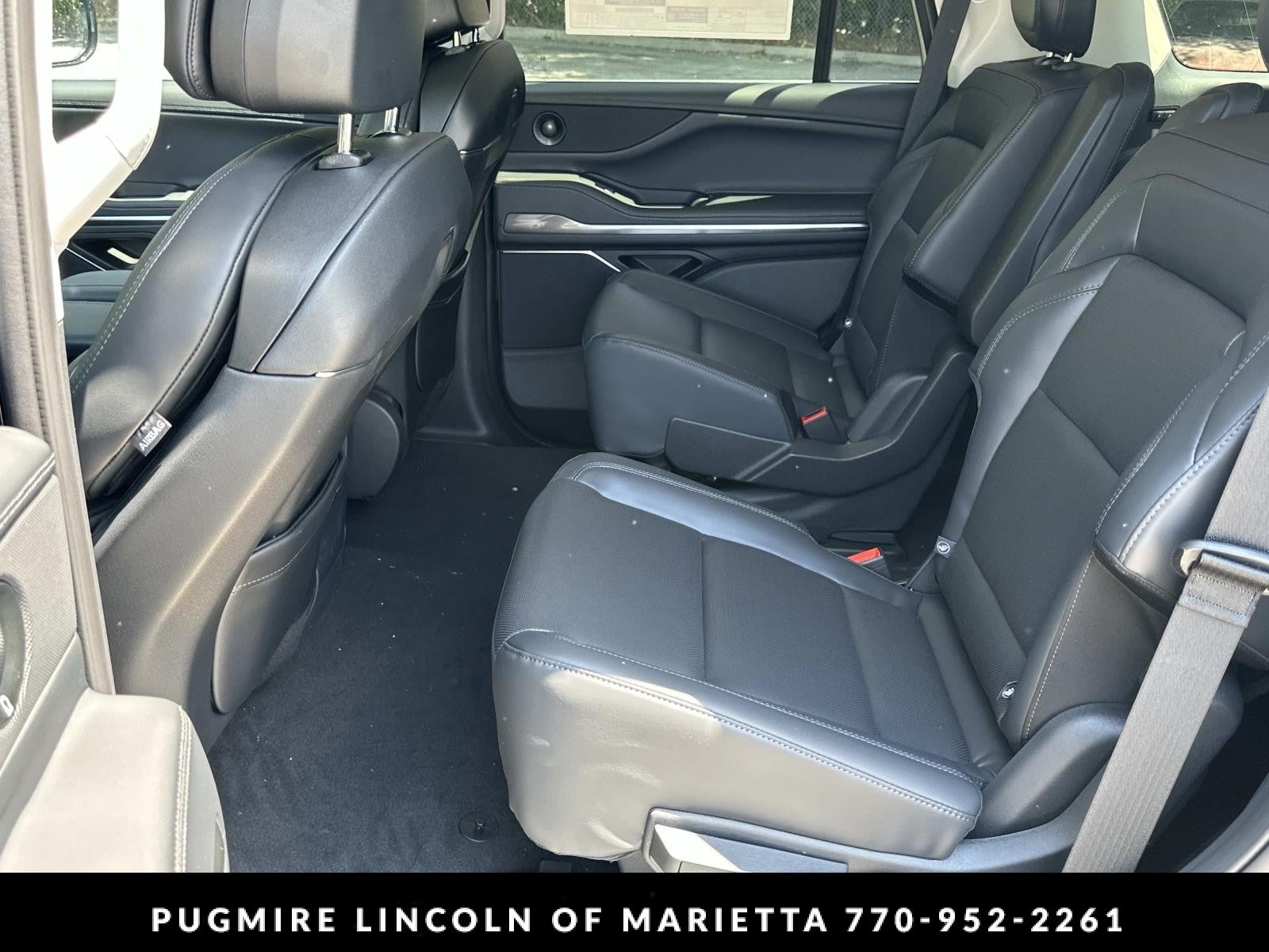 2026 Lincoln Navigator Premiere