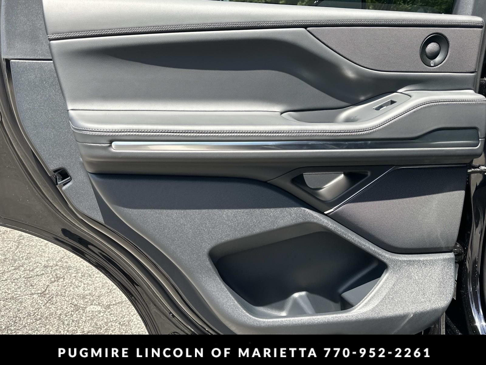 2026 Lincoln Navigator Premiere