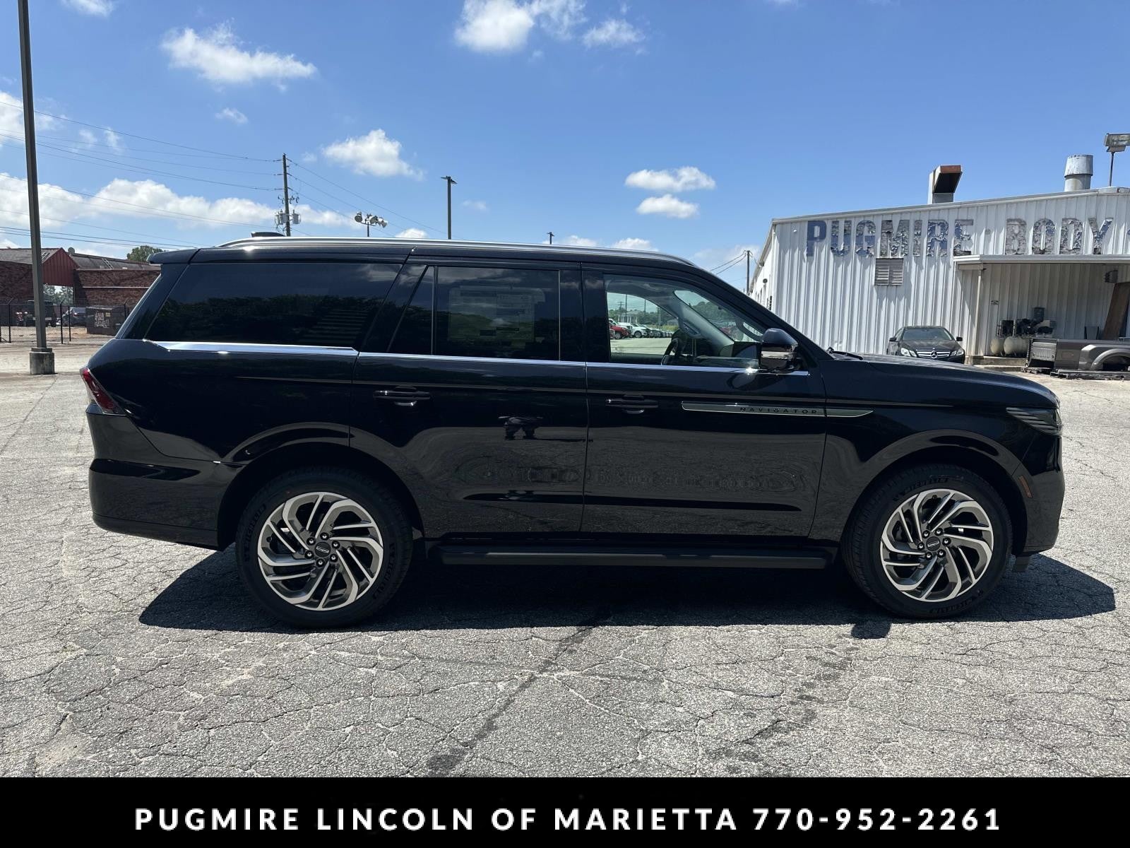 2026 Lincoln Navigator Premiere