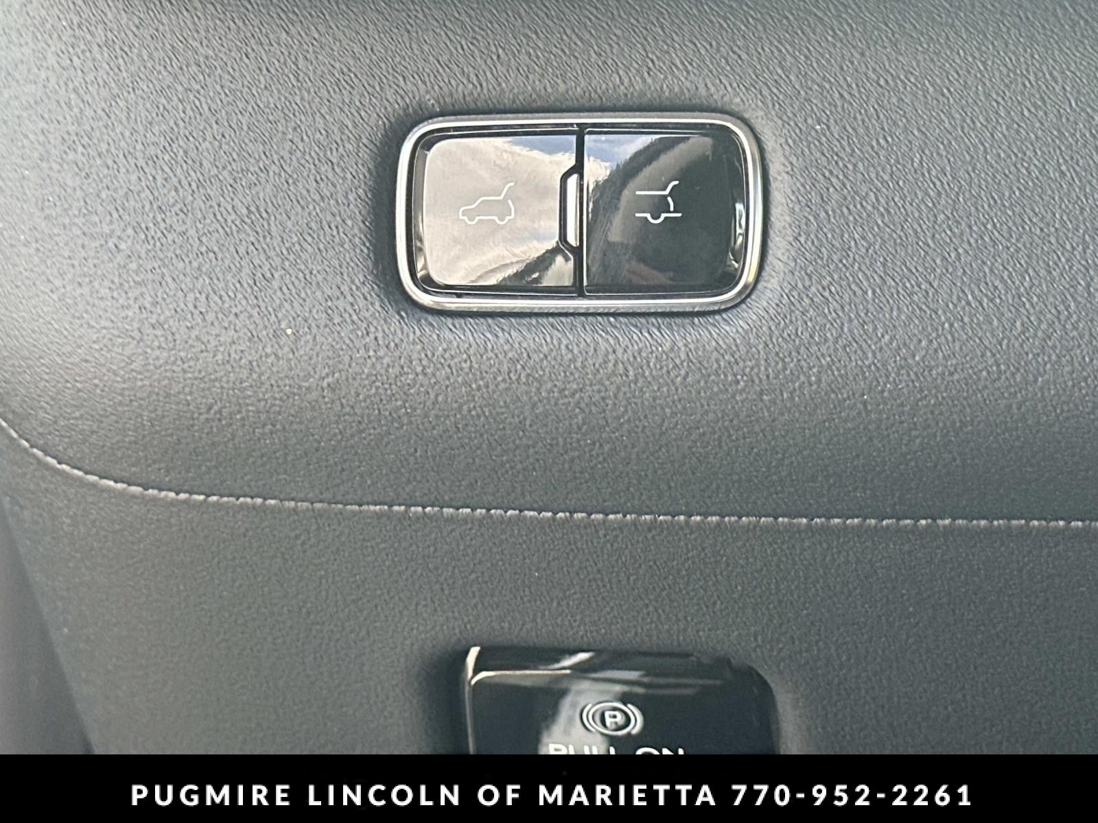 2026 Lincoln Navigator Premiere