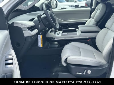 2026 Lincoln Navigator Premiere