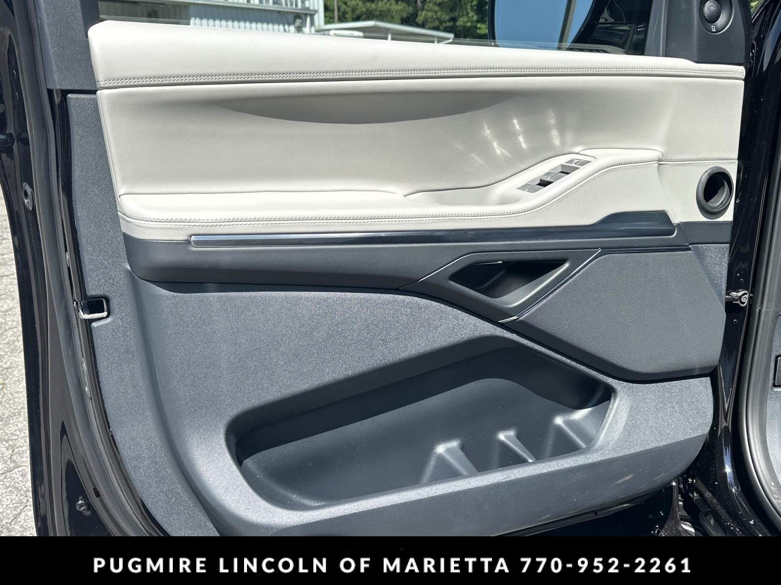 2026 Lincoln Navigator Premiere