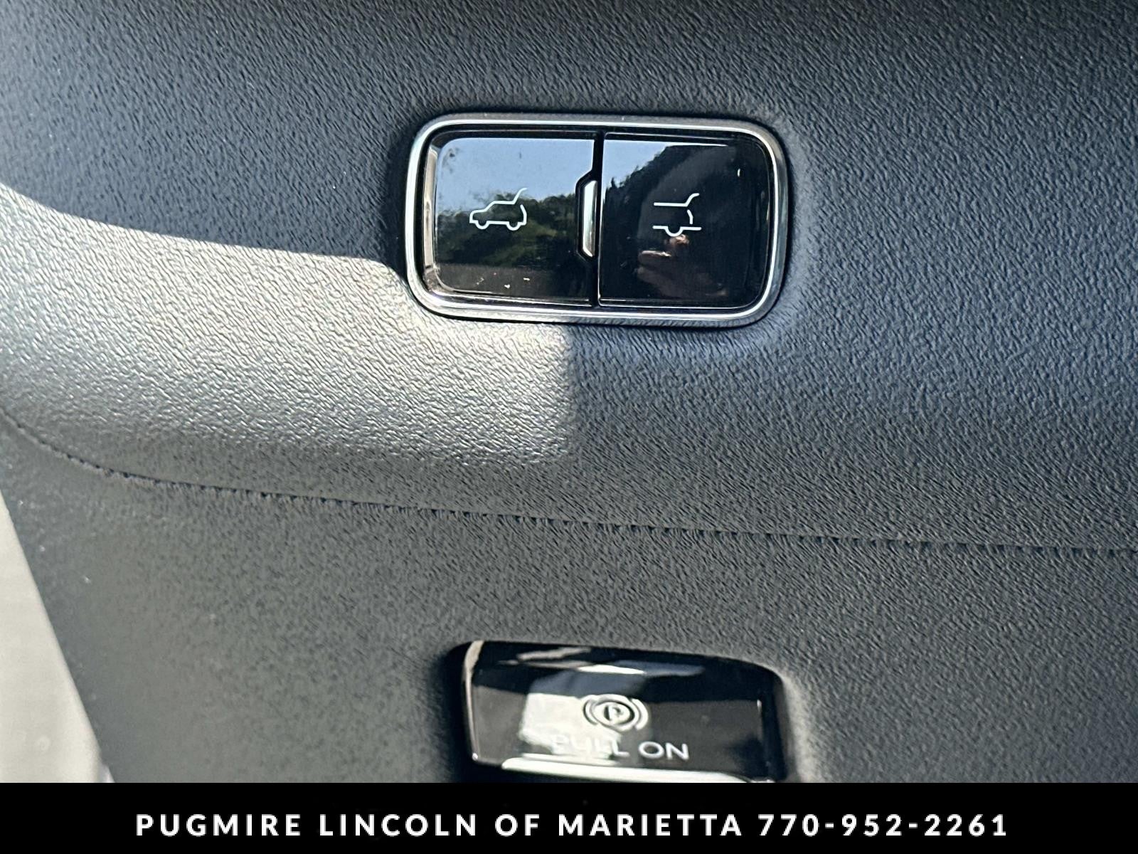 2026 Lincoln Navigator Premiere