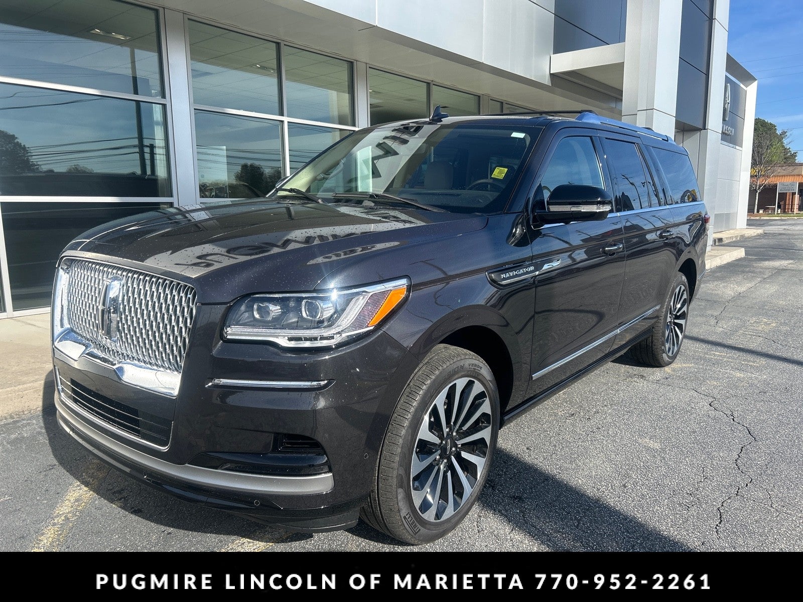 2023 Lincoln Navigator L Reserve