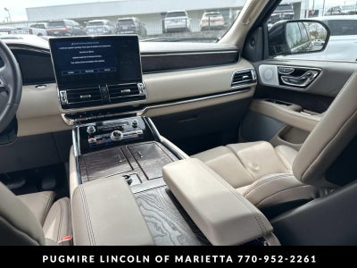 2023 Lincoln Navigator L Reserve