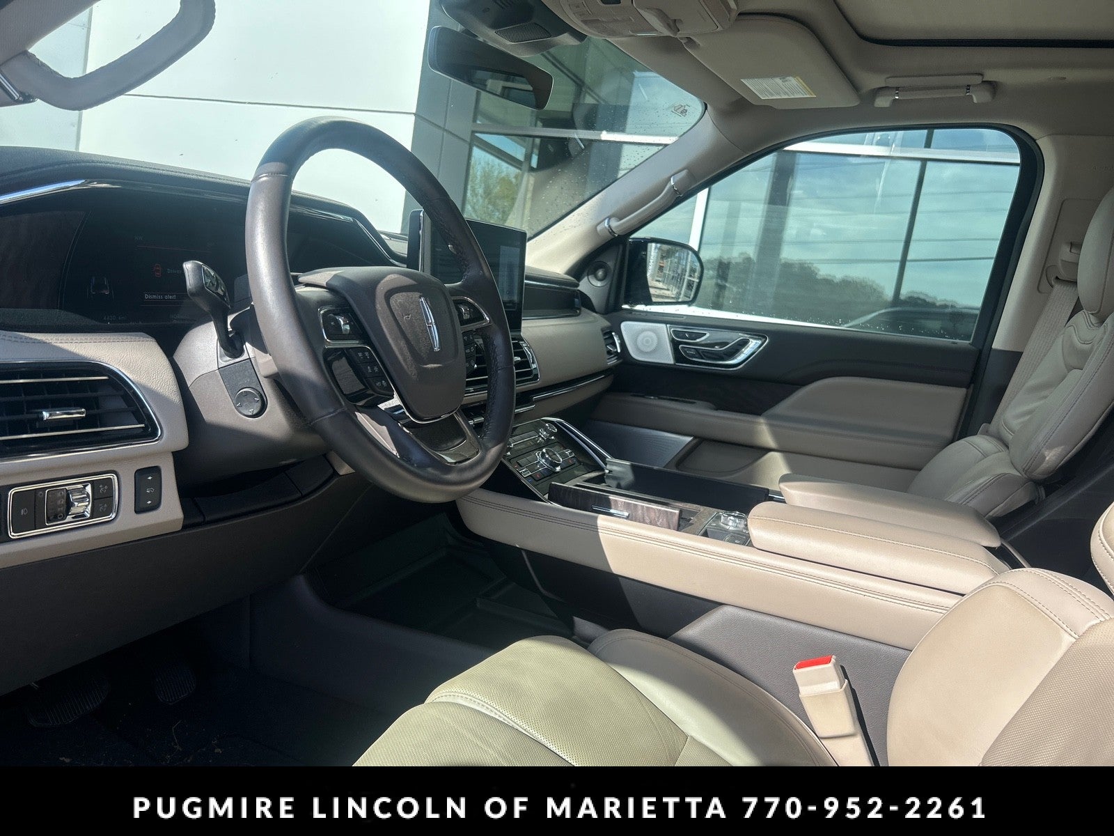 2023 Lincoln Navigator L Reserve