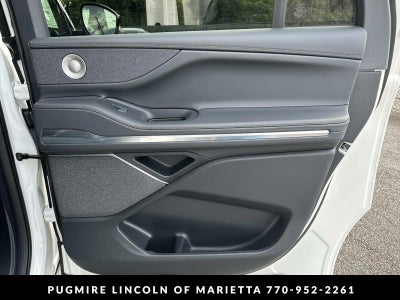 2025 Lincoln Navigator L Reserve