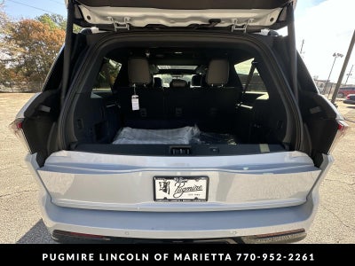 2025 Lincoln Navigator L Reserve