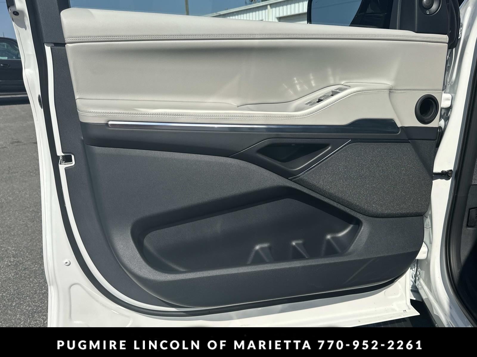 2026 Lincoln Navigator L Reserve
