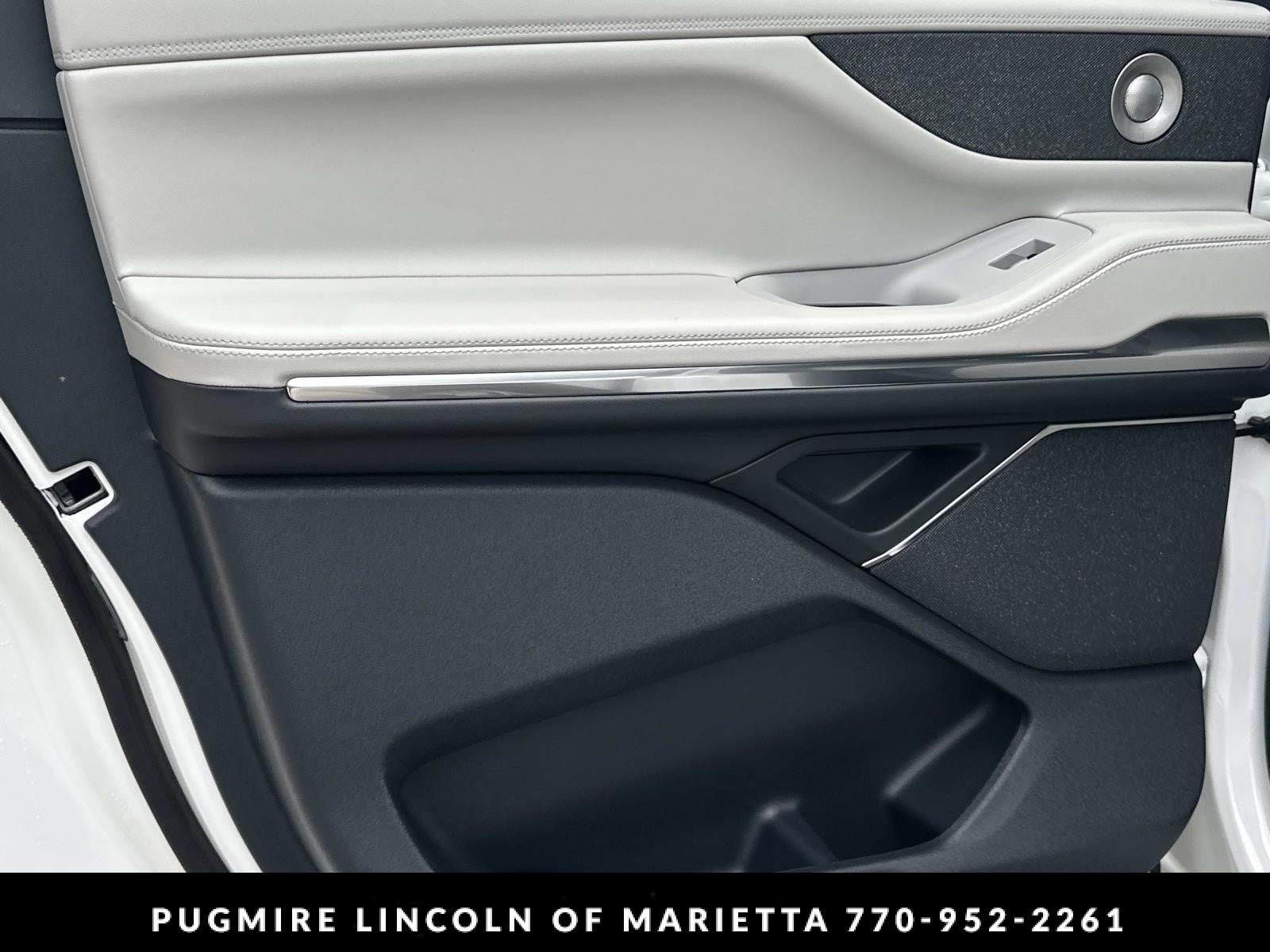 2026 Lincoln Navigator L Reserve
