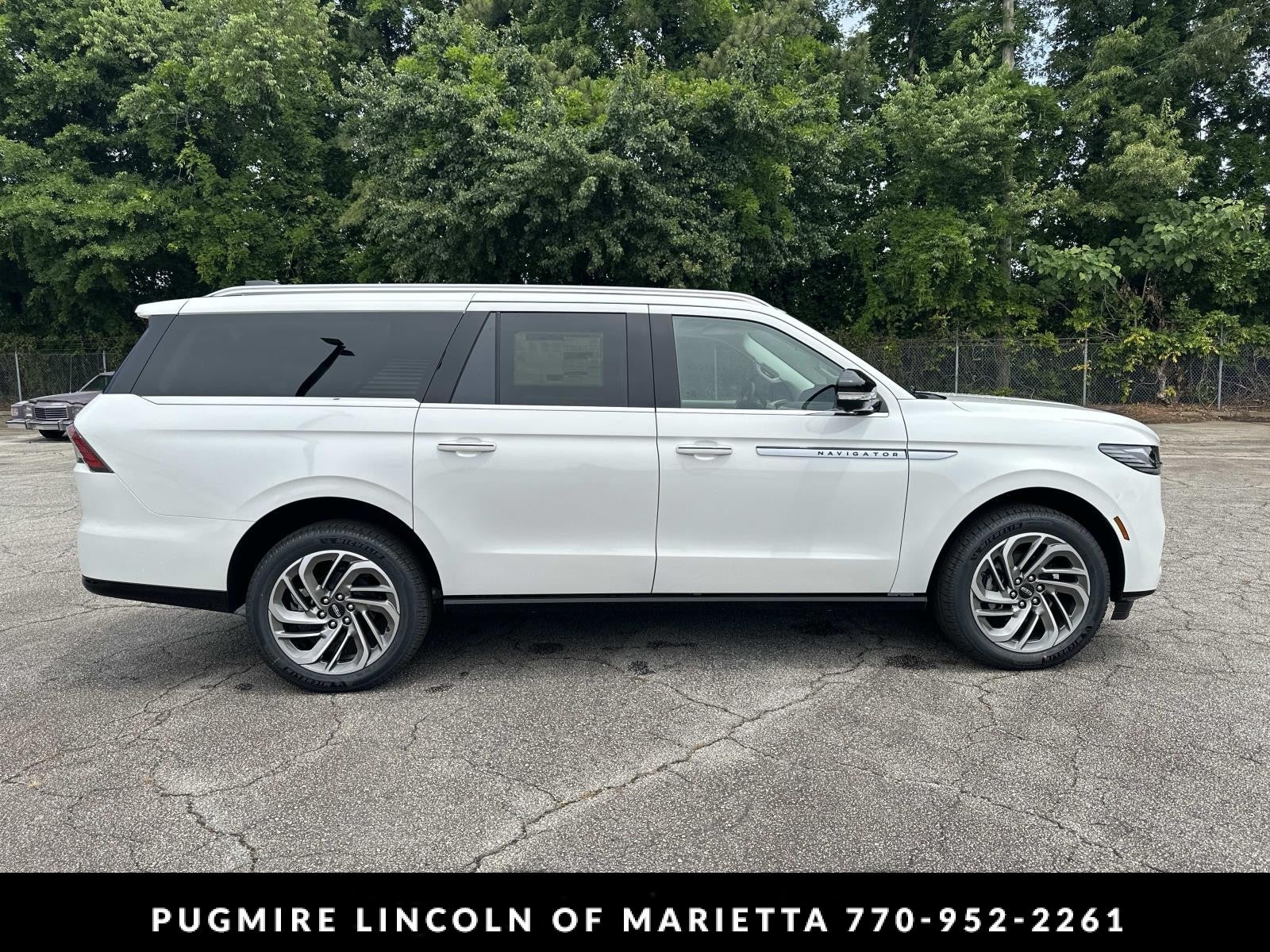2026 Lincoln Navigator L Reserve