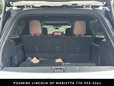 2026 Lincoln Navigator L Reserve