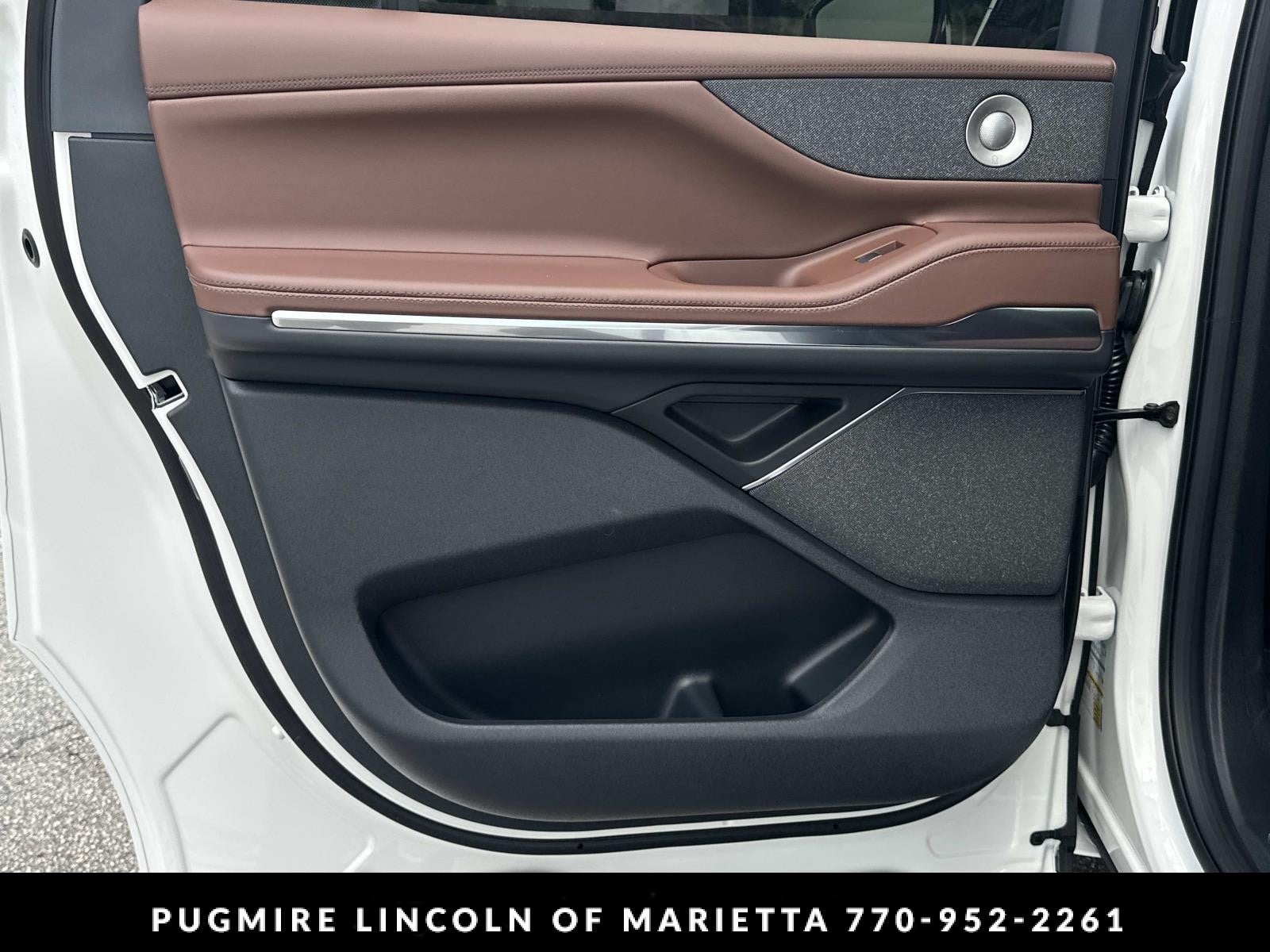 2026 Lincoln Navigator L Reserve