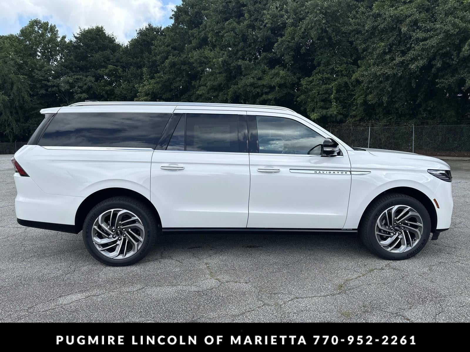 2026 Lincoln Navigator L Reserve